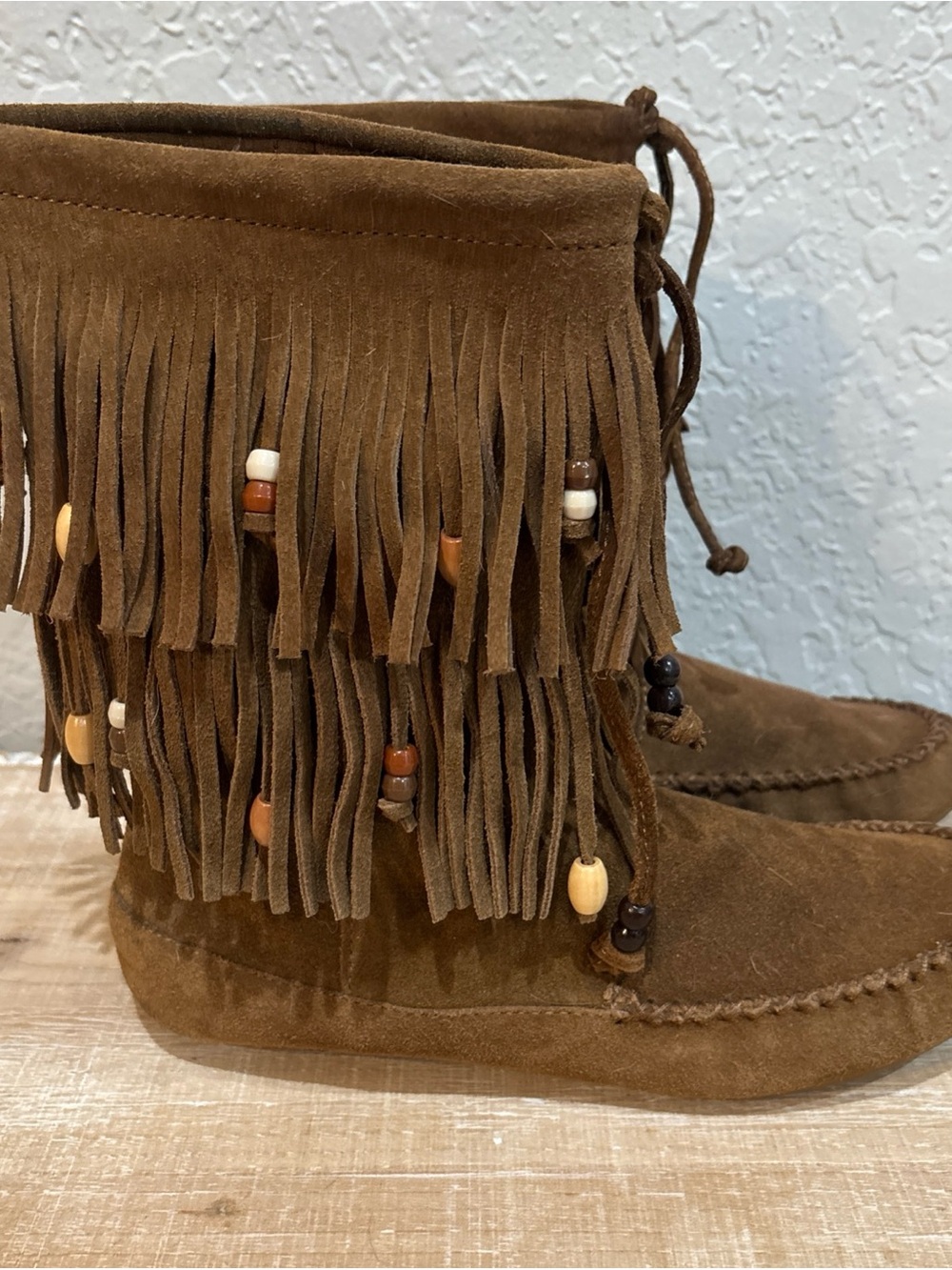 Women's Fringe Suede Moccasin Boot - Brown Minnetonka Sz 7.5